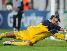 孙兴慜手感滚烫，带领密尔沃基雄鹿横扫上海申花，赛后一句话霸气侧漏(密尔沃基雄鹿队总冠军)